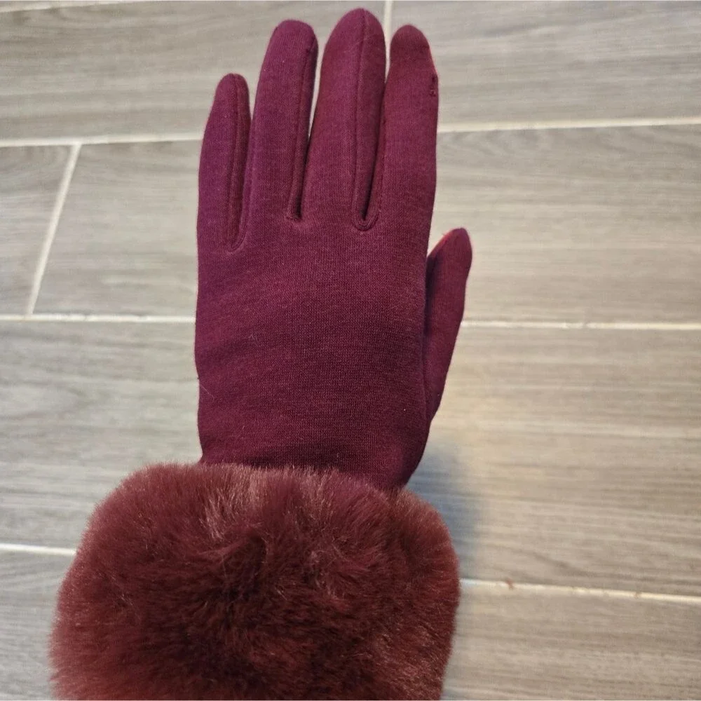 Marcus Adler Burgundy Touchscreen Gloves Faux Fur Trim Winter Soft Elegant